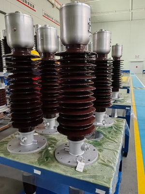 72.5 kV Hochleistungs-Öl-Imprägniertes Papier-Busch für eine wirksame elektrische Isolierung